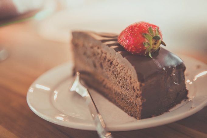 cake-1850011_1920 (1)